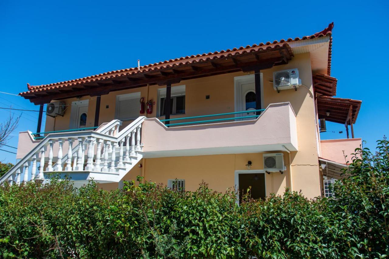 Agali Beach Pansion Mármaron Exterior photo