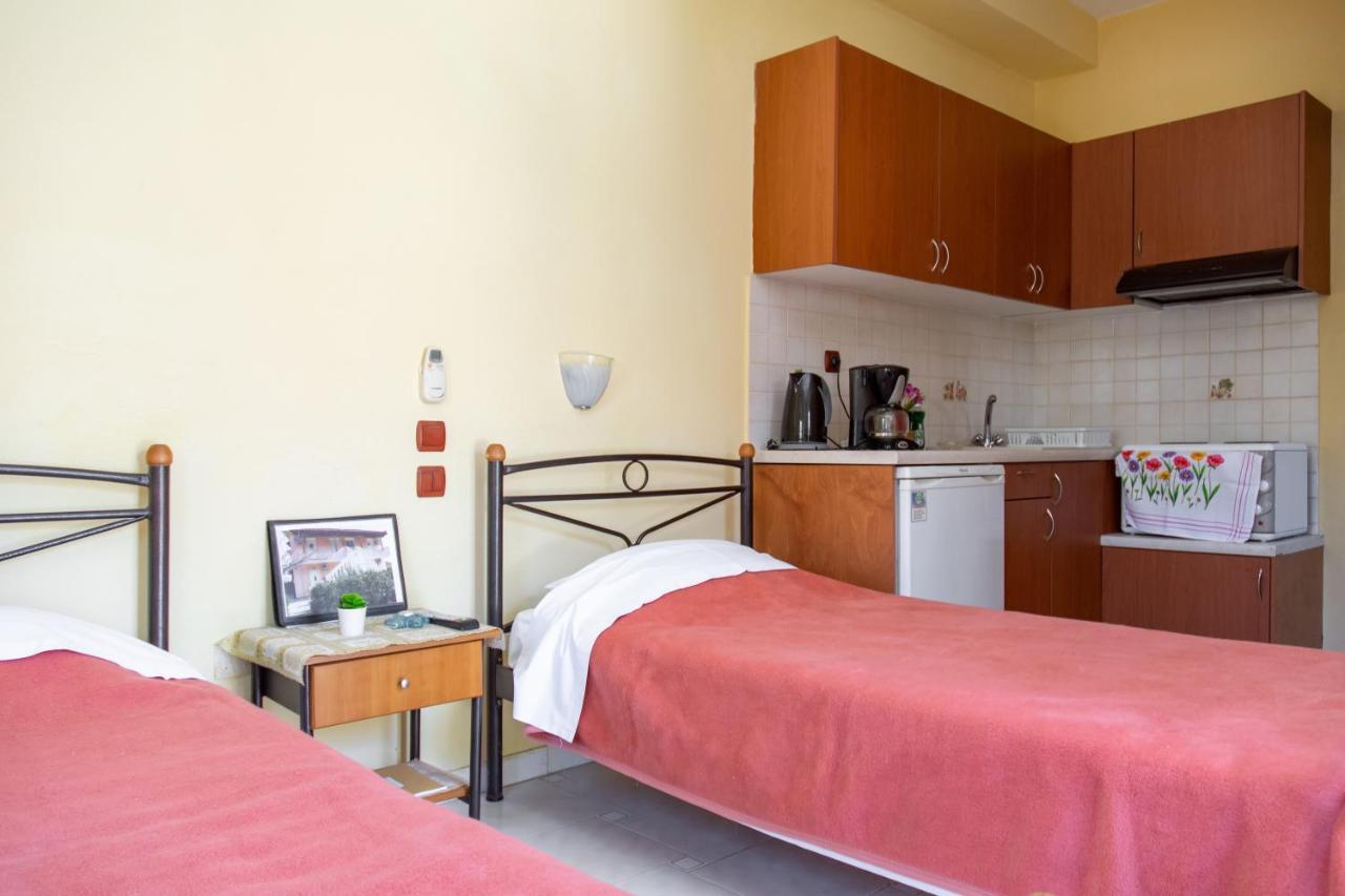 Agali Beach Pansion Mármaron Exterior photo